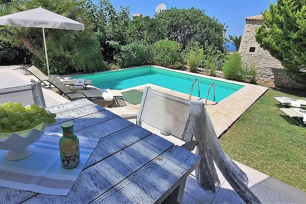 Ansicht der Villa Preveli